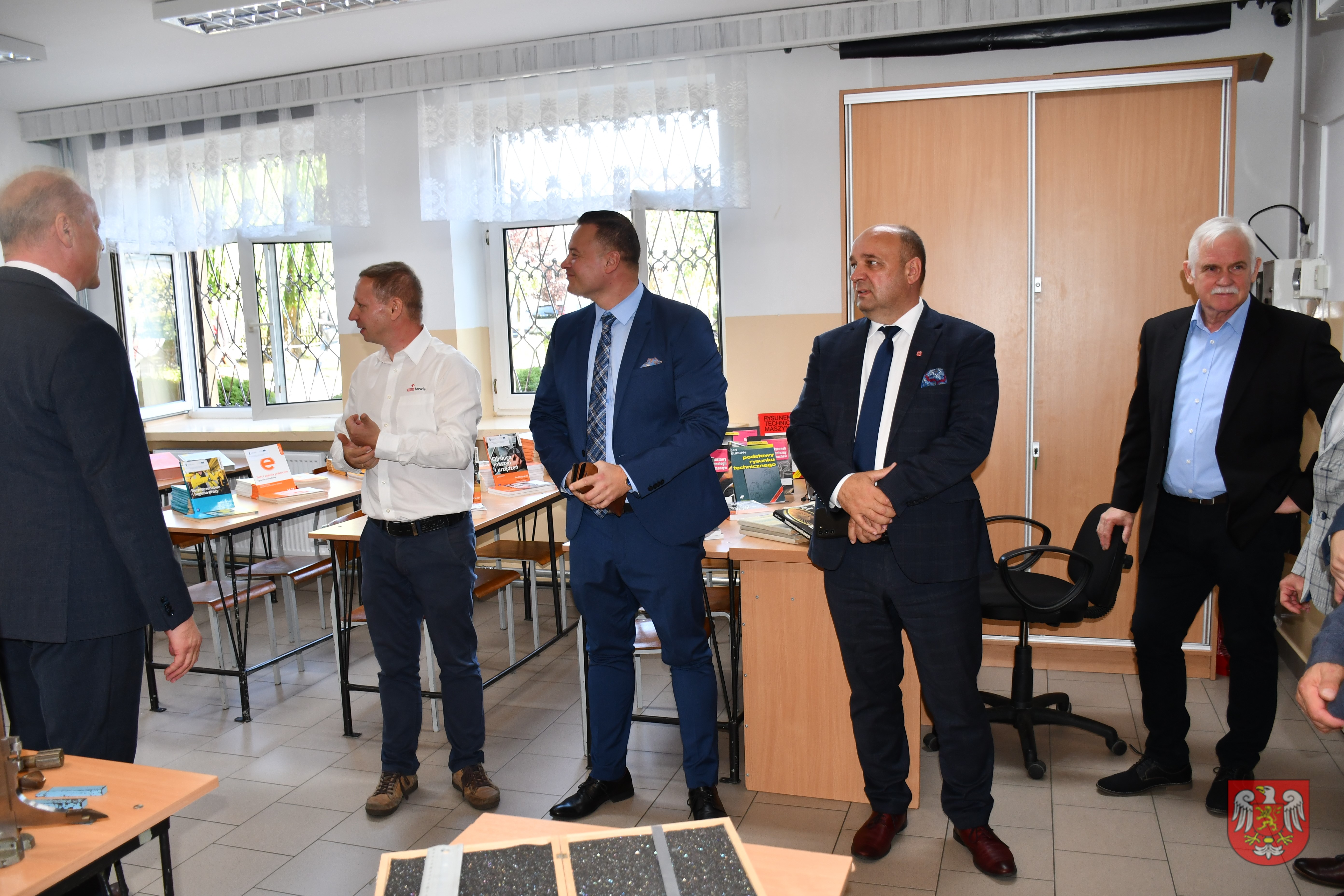 Podpisanie umowy Zespołu Szkół nr 1 w Sierpcu z Grupą Orlen Serwis