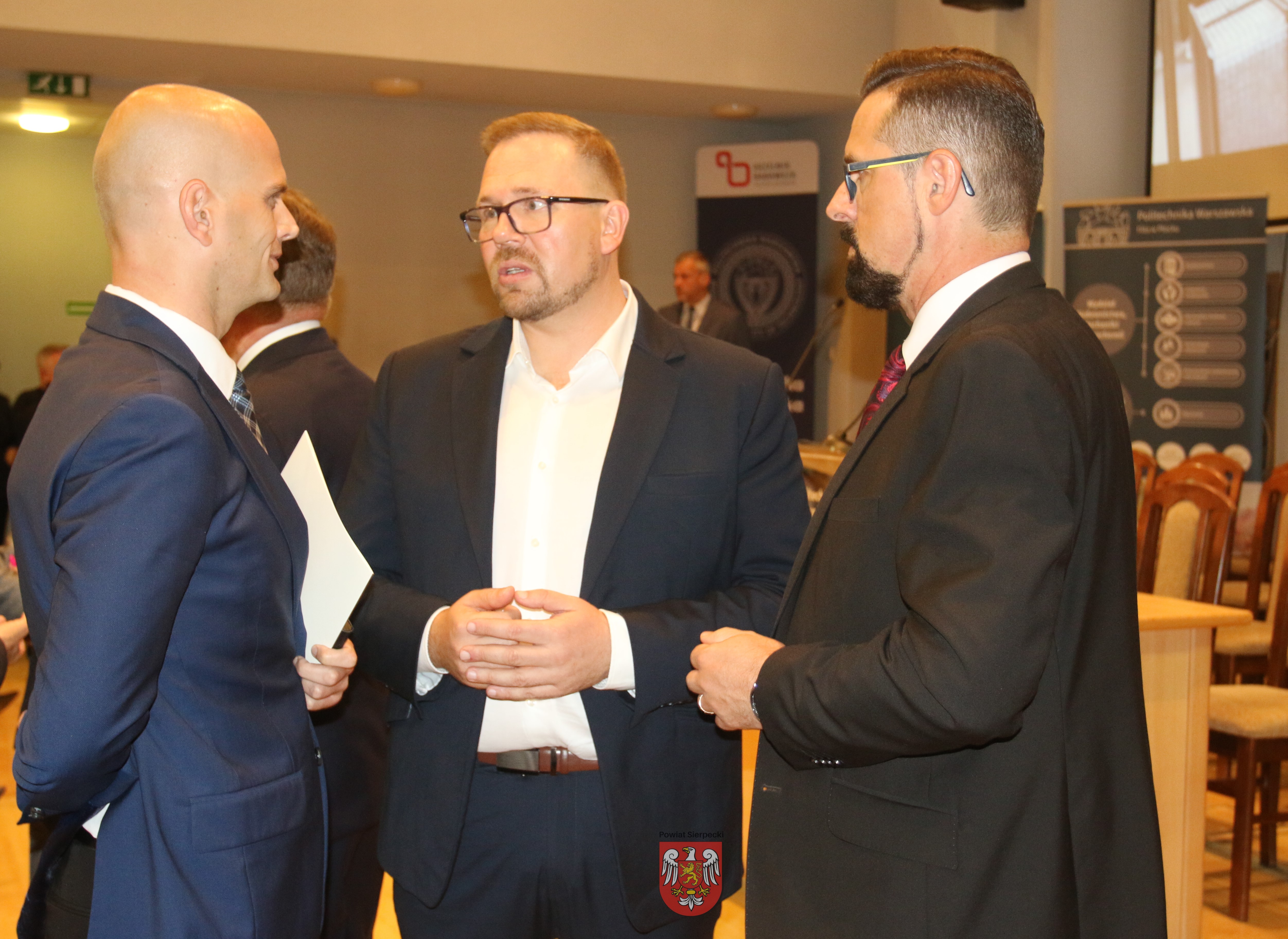 Ślubuję strzec godności akademickiej i dobrego imienia Politechniki Warszawskiej…