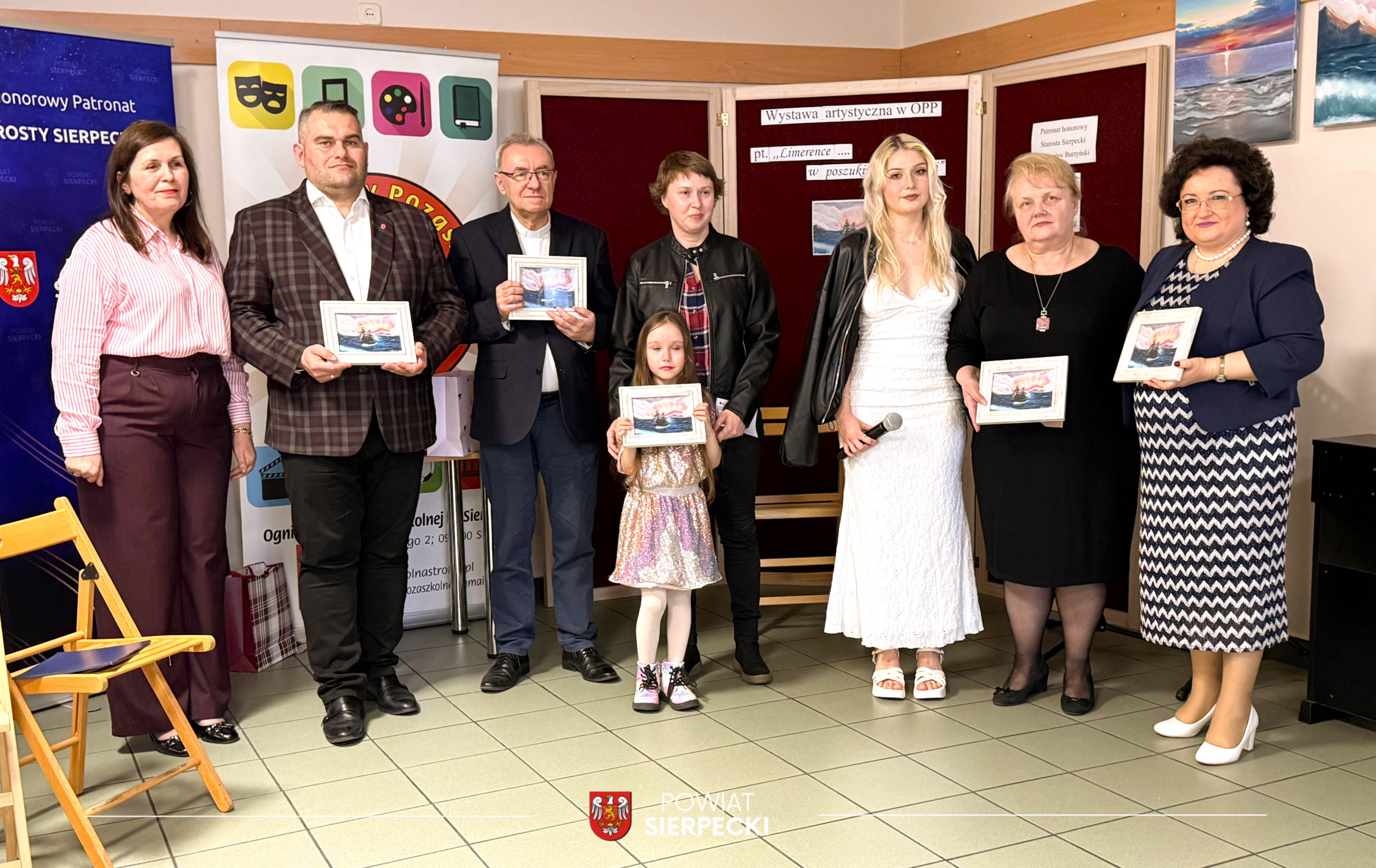 9 kwietnia 2026 roku w Ognisku Pracy Pozaszkolnej w Sierpcu odbyła się wystawa Anastasia Korzynka pt. „Limerence … w poszukiwaniu miłości”.